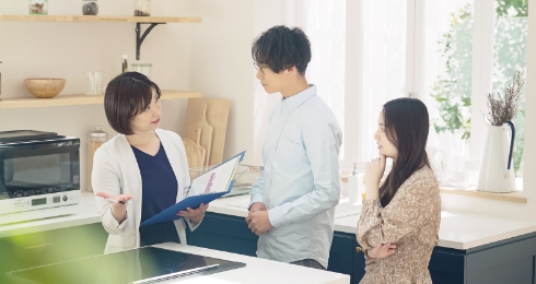 住宅メーカー様・不動産事業者様なら、成婚会員様へ注文住宅のご提案・マンション販売営業など