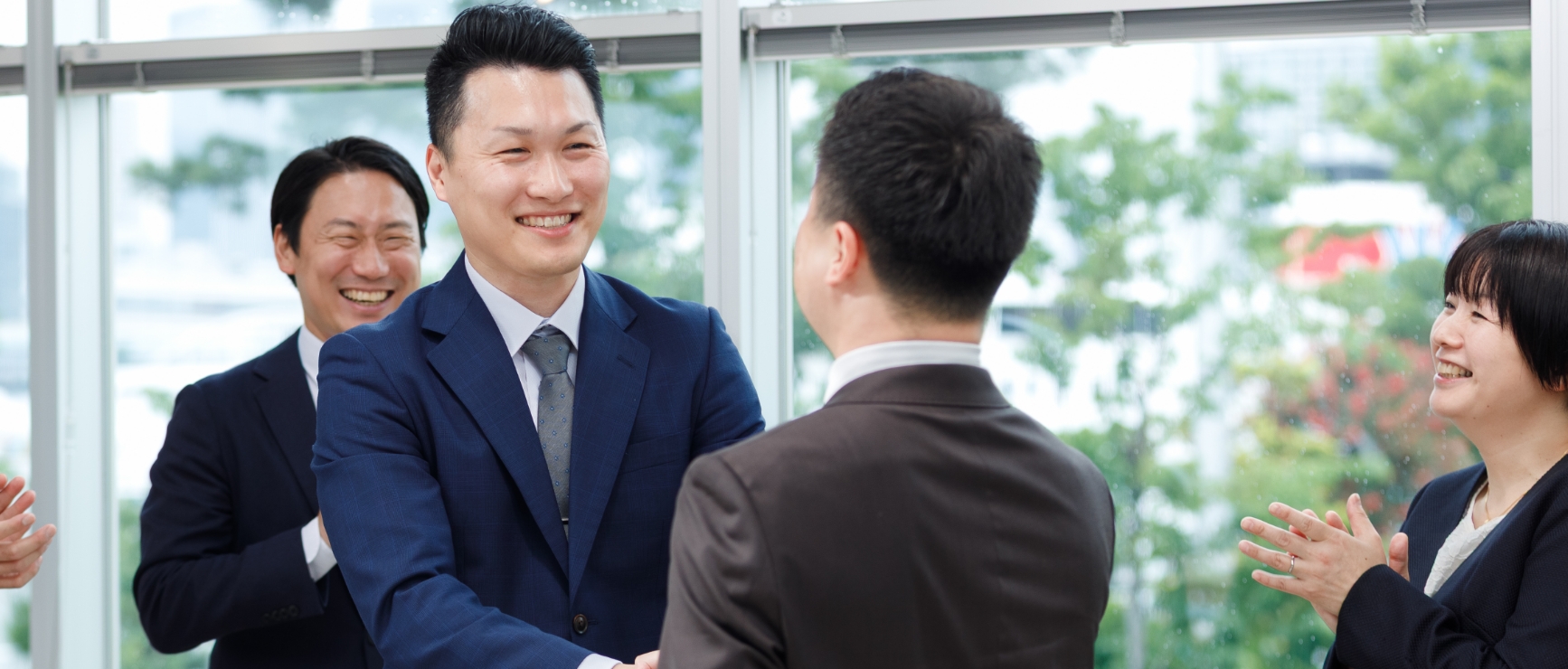 ビジネスに加速度的な成長を