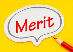 黄色背景メリット